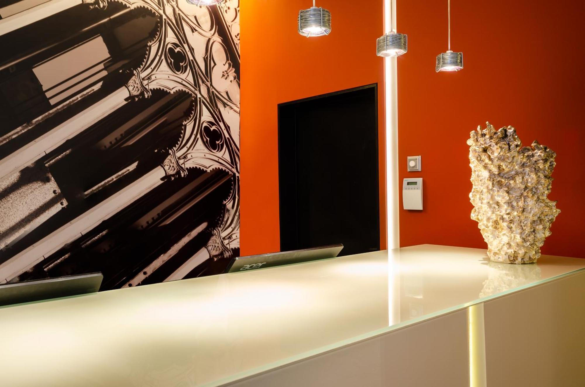 Hotel Santa Justa 4*