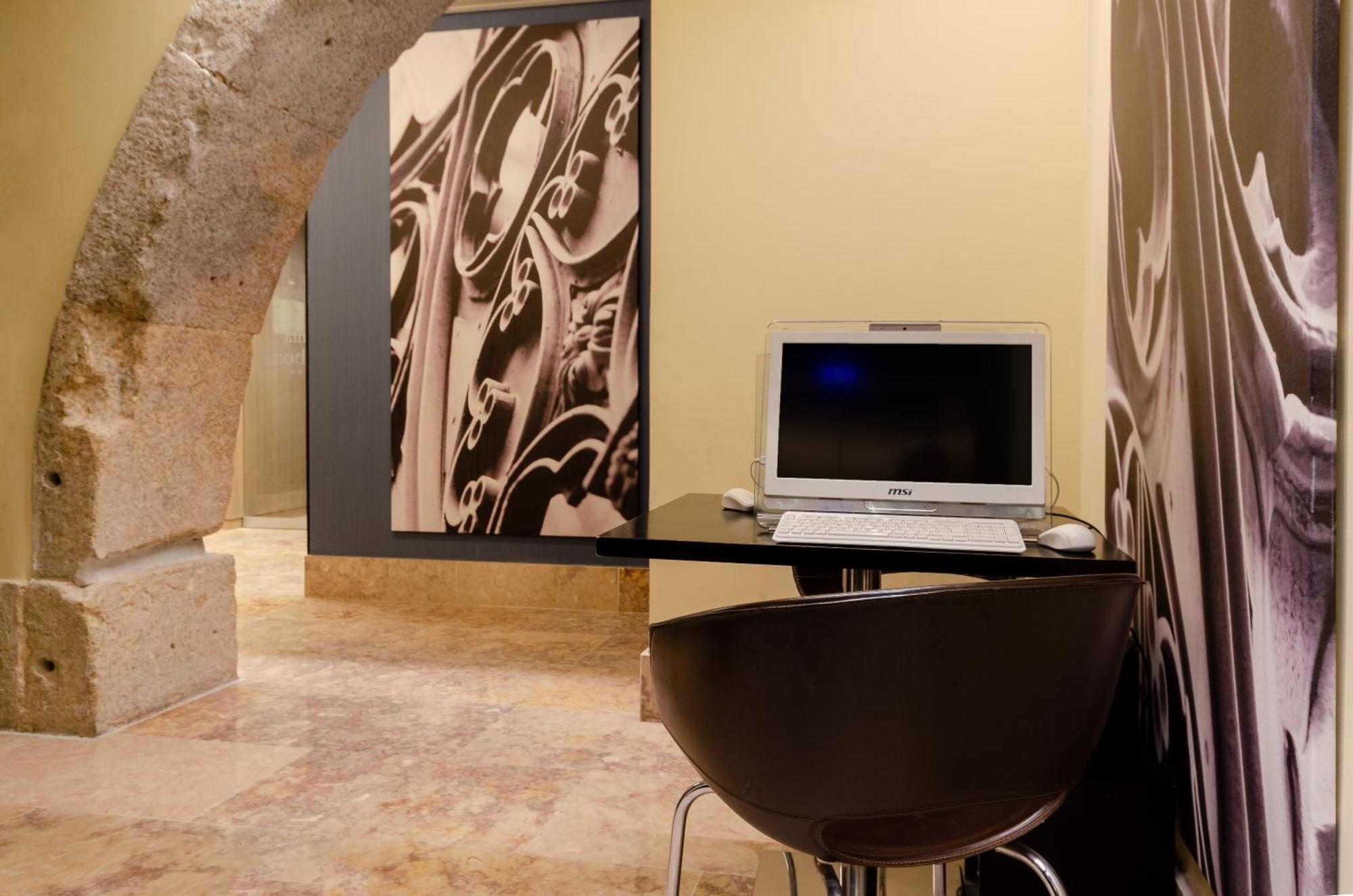 Santa Justa Hotel